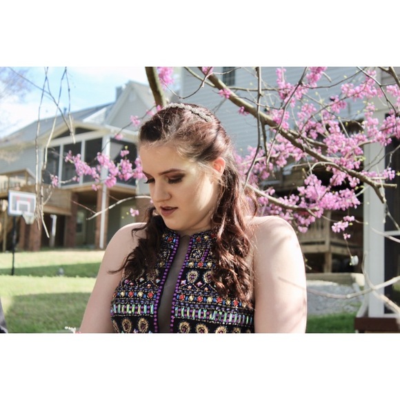 PROM DRESS😍😍 - Picture 3 of 3